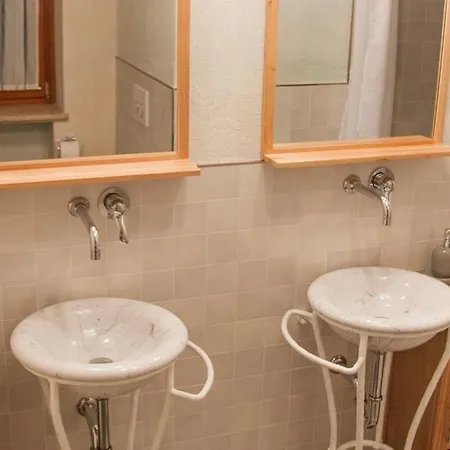 Charming Jezenj Villa Pazin